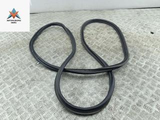 Уплотнитель крышки (двери) багажника Peugeot 308 T7 [рестайлинг] 2011, 2.0 л., дизель, АКПП, серый, универсал