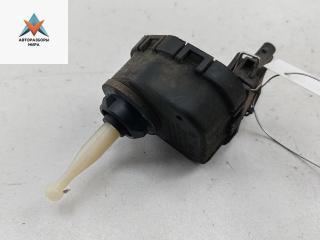 корректор фар Audi A4 B5 [рестайлинг] 1998, 1.6 л., бензин, МКПП, красный, седан, 4D0941295