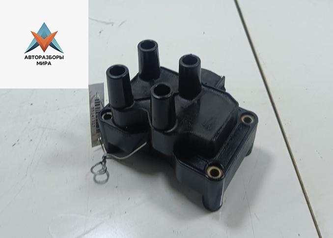 катушка зажигания Ford Mondeo 3 поколение 2002, 1.8 л., бензин, МКПП, синий, универсал, 1S7G12029AC - фото №1