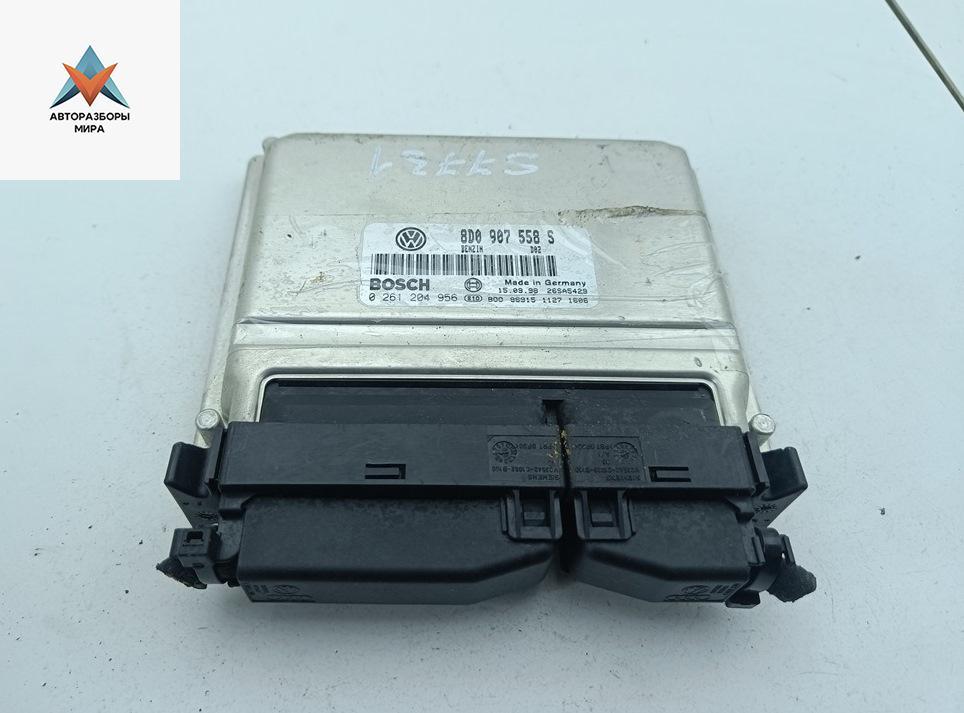 ЭБУ Volkswagen Passat B5 1998, 1.8 л., бензин, МКПП, синий, универсал, 8D0907558S - фото №1