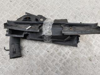 диффузор вентилятора BMW 5 серия E60/E61 2004, 2.2 л., бензин, МКПП, чёрный, седан, 7050649, 7050651, 700604