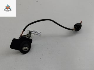 Личинка замка багажника Volkswagen Passat B5 [рестайлинг] 2002, 2.0 л., бензин, МКПП, чёрный, универсал