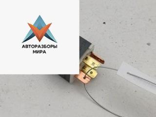 реле (прочие) Volkswagen Passat B3 1991, 1.8 л., бензин, МКПП, зелёный, универсал, 141951253B