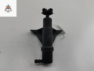 форсунка омывателя фары Volkswagen Touran 1 поколение 2005, 2.0 л., бензин, МКПП, красный, минивэн, 1T0955978