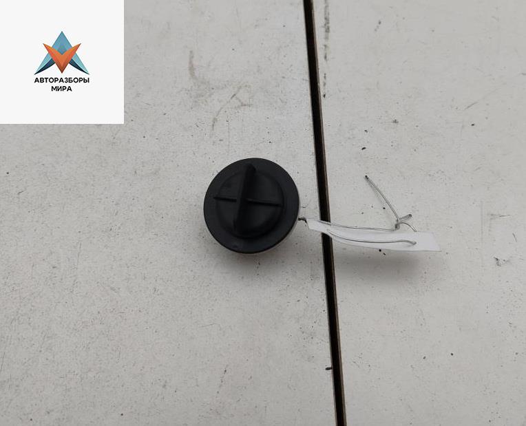 Патрон лампы указателя поворота Volkswagen Touran 1 поколение 2005, 2.0 л., бензин, МКПП, красный, минивэн, PY21W - фото №1