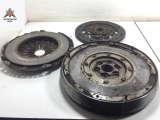 маховик Ford Focus 2 поколение [рестайлинг] 2009, 1.6 л., дизель, МКПП, белый, универсал