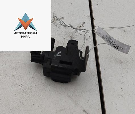 клапан EGR Volkswagen Transporter T4 2001, 2.5 л., дизель, МКПП, белый, микроавтобус, 1J0906283A - фото №1