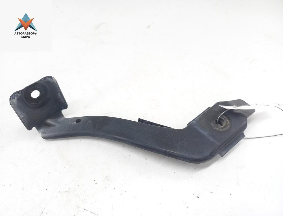 кронштейн (крепление) BMW 5 серия E60/E61 2005, 2.5 л., дизель, АКПП, серый, универсал, 51647060814, 7060814 - фото №1