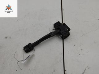 ограничитель открывания двери Opel Astra H/Family [рестайлинг] 2005, универсал, 13107175