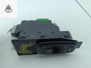 блок управления стеклоподъемниками Volvo V70 2 поколение [рестайлинг] 2005, 2.4 л., бензин, МКПП, синий, универсал, 30746075