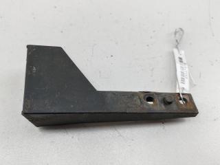 кронштейн переднего бампера BMW 3 E36 1994, 1.6 л., бензин, МКПП, красный, хетчбэк 3 дв., 1977108