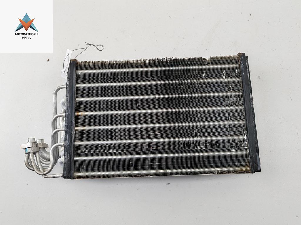 испаритель кондиционера BMW 5 серия E39 1997, 2.5 л., бензин, МКПП, серый, универсал, 8363782 - фото №1