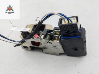 замок двери задней правой BMW 3 серия E36 [рестайлинг] 1997, 1.8 л., бензин, МКПП, красный, универсал, 8122420