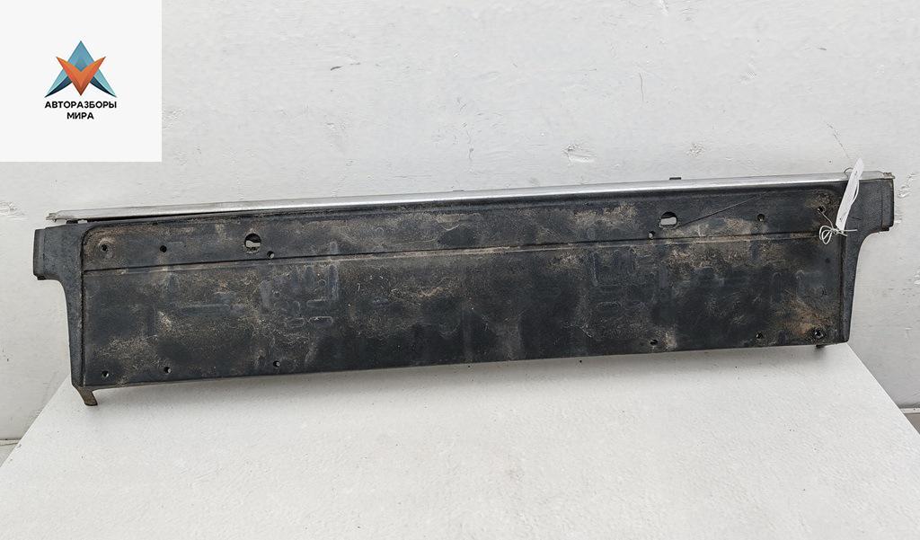 бленда BMW 5 серия E39 1997, 2.5 л., бензин, МКПП, серый, универсал, 8226563 - фото №1