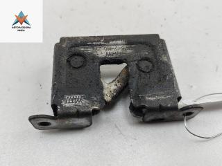 замок капота BMW 5 серия E60/E61 2006, 2.5 л., дизель, АКПП, серый, универсал, 7115229