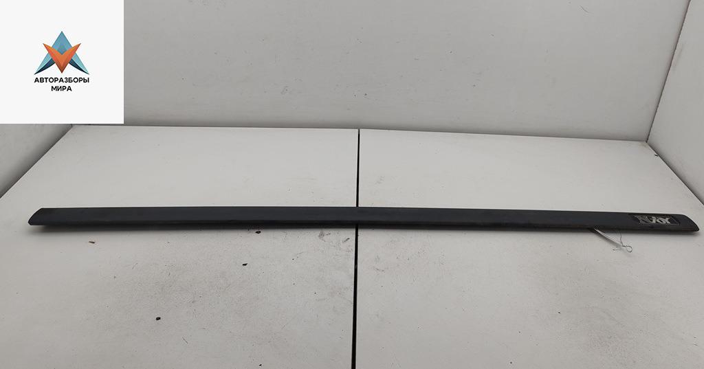 молдинг двери передней правой Opel Astra G 2003, 1.6 л., бензин, МКПП, серый, универсал, 90587376 - фото №1