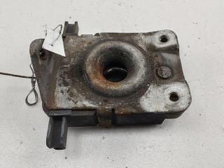 замок капота BMW 5 E39 1999, 2.0 л., бензин, МКПП, синий, седан, 8203859