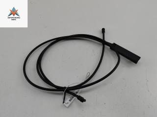 трос капота BMW 5 серия E60/E61 2004, 2.2 л., бензин, МКПП, чёрный, седан