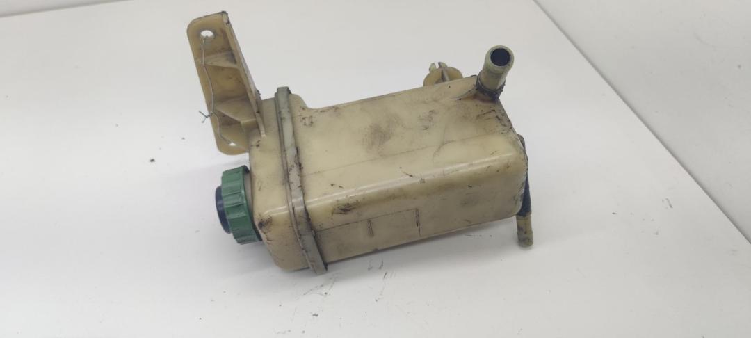 Бачок гидроусилителя Audi 80 B4 1992, 2.0 л., бензин, 8A0422373