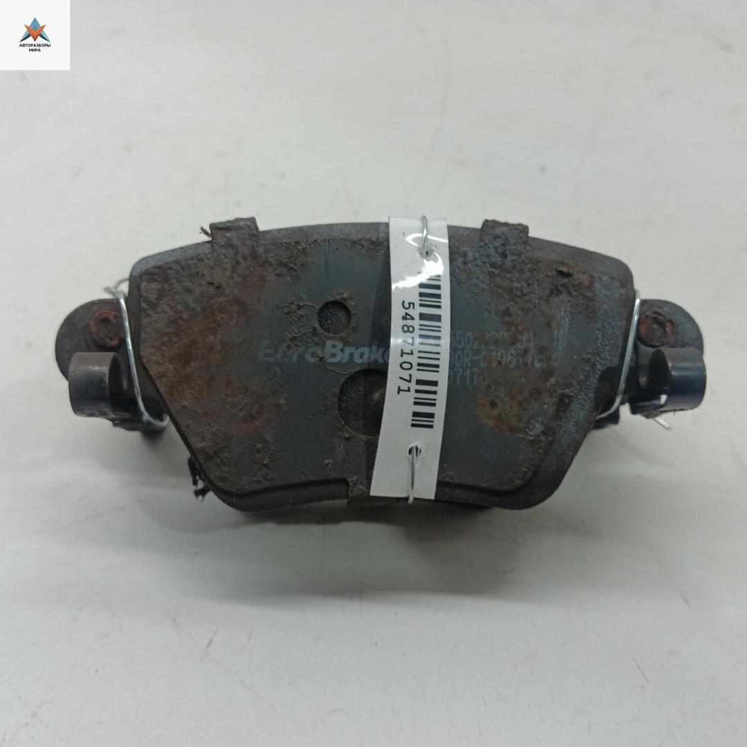 Колодки тормозные задние Ford Mondeo 3 поколение 2002, 1.8 л., бензин, МКПП, синий, универсал - фото №1