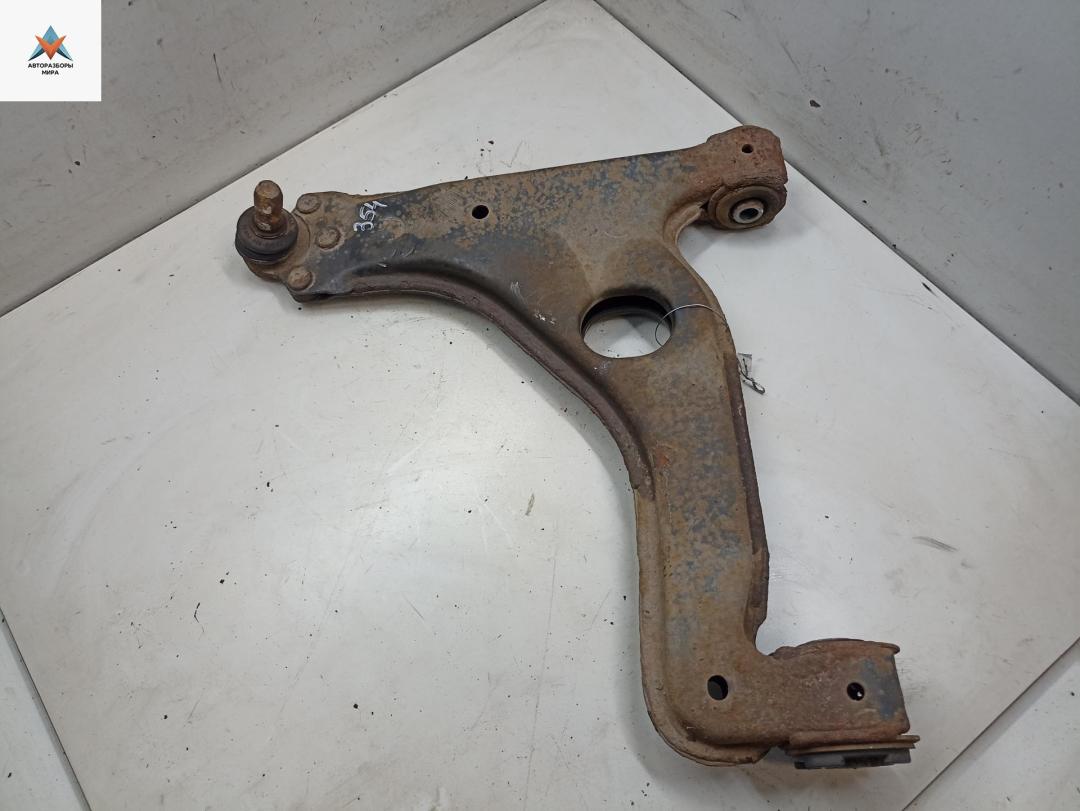 рычаг передний левый Opel Astra G 2004, 1.6 л., бензин, МКПП, синий, универсал - фото №1