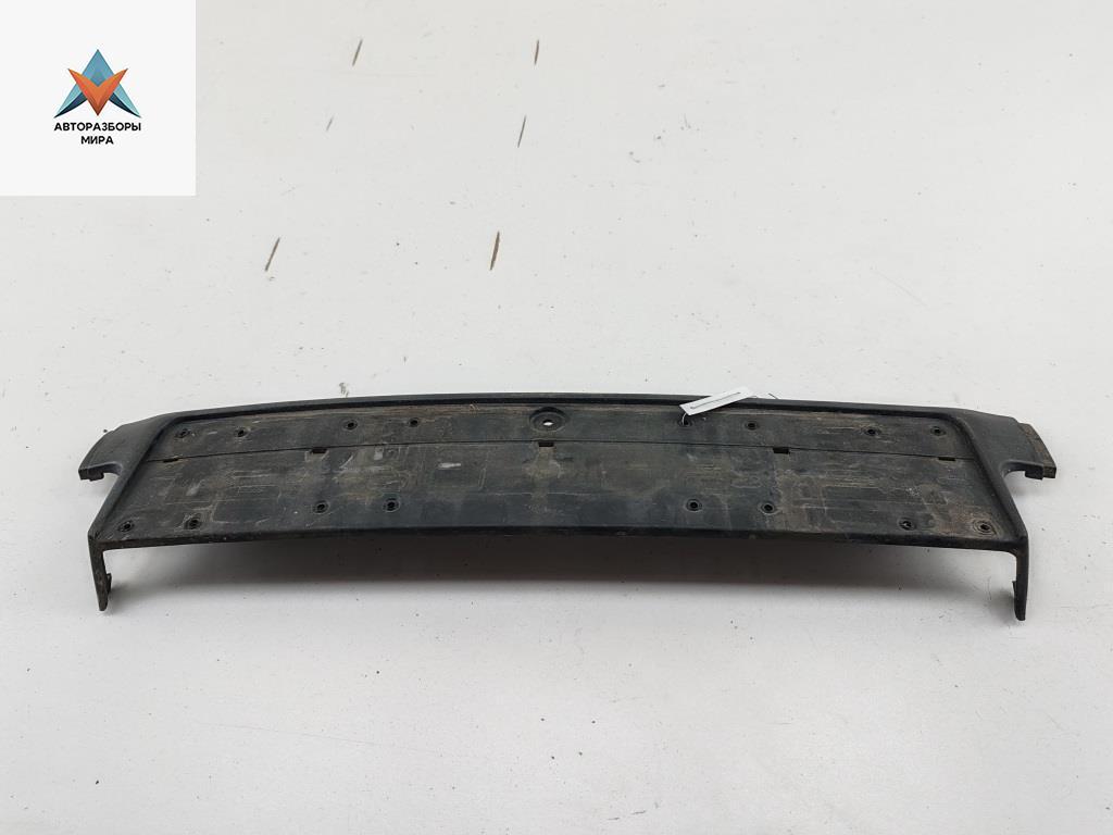 бленда BMW 3 серия E36 1994, 1.6 л., бензин, МКПП, красный, хетчбэк 3 дв., 8146076 - фото №1