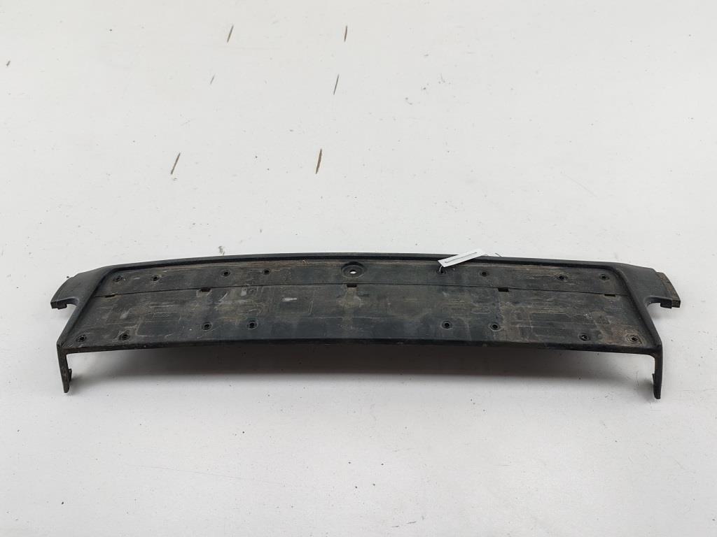 бленда BMW 3 E36 1994, 1.6 л., бензин, МКПП, красный, хетчбэк 3 дв., 8146076