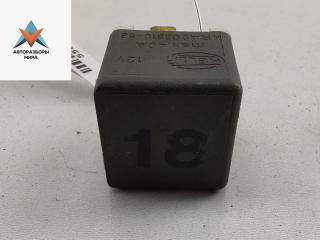 реле (прочие) Volkswagen Transporter T4 1995, 2.4 л., дизель, МКПП, белый, микроавтобус, 191937503