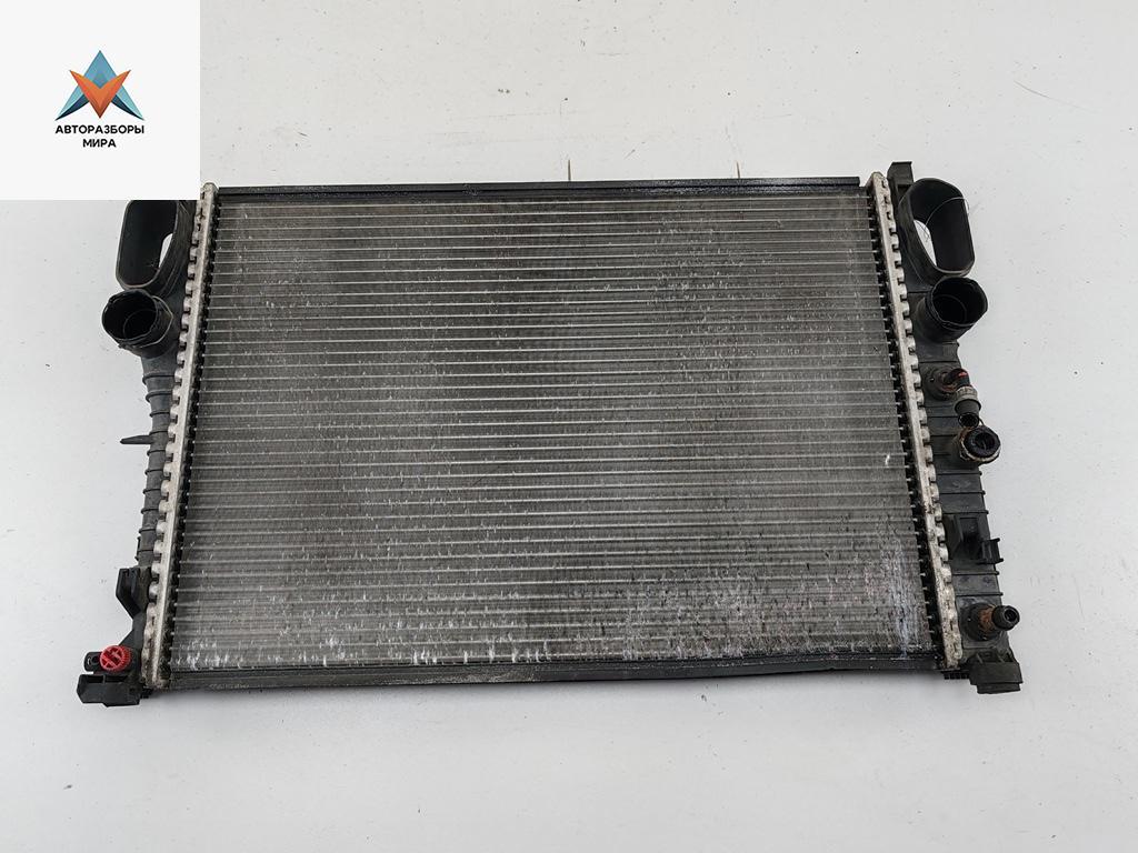 радиатор охлаждения Mercedes-Benz CLS-Класс C219 2005, 3.5 л., бензин, АКПП, чёрный, седан, 2115000102 - фото №1