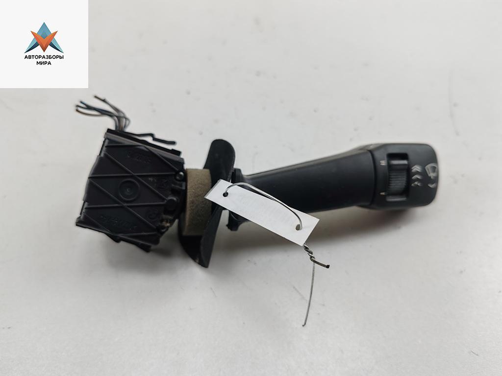 переключатель дворников BMW 5 серия E39 1997, 2.5 л., бензин, МКПП, серый, универсал, 8360879 - фото №1