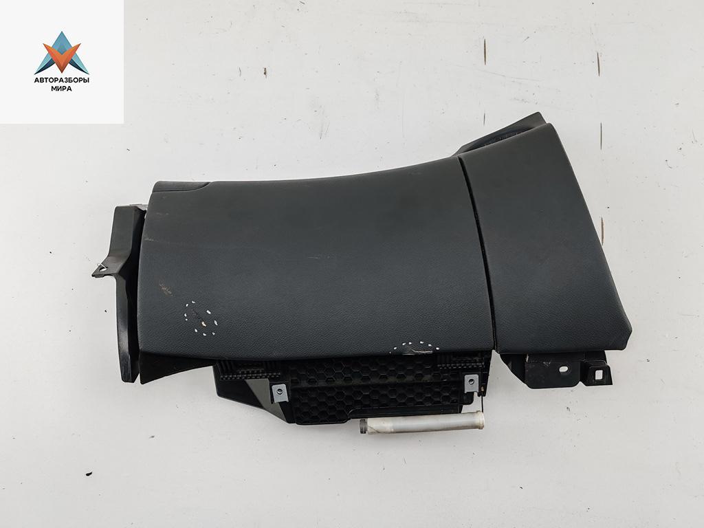 бардачок Mercedes-Benz CLS-Класс C219 2005, 3.5 л., бензин, АКПП, чёрный, седан - фото №1