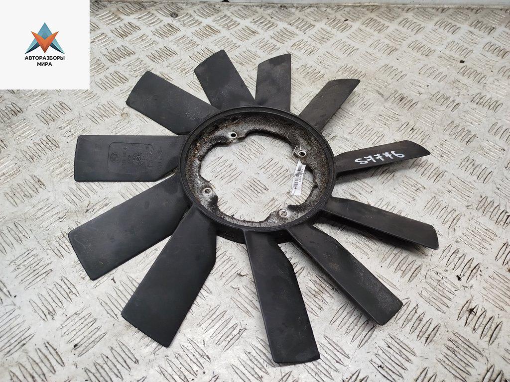 крыльчатка вентилятора (лопасти) BMW 3 серия E36 1993, 1.6 л., бензин, МКПП, чёрный, седан, 1723362 - фото №1