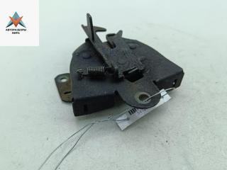 замок капота Mitsubishi Space Wagon 3 поколение (Typ N50) 1999, 2.4 л., бензин, МКПП, серый, минивэн