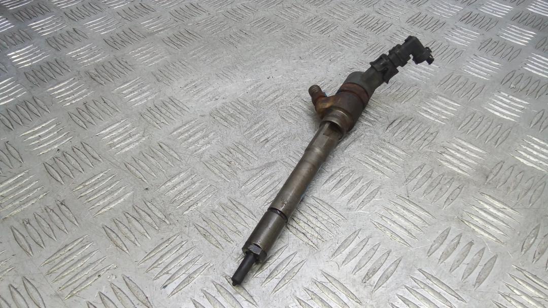 форсунка Hyundai Santa Fe 2 поколение (CM) 2007, 2.2 л., дизель, МКПП, внедорожник 5 дв., 3380027800, 0445110254 - фото №1