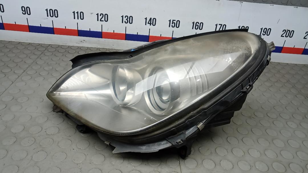 фара левая Mercedes-Benz CLS-Класс C219 2007, 3.0 л., D 320CDI, дизель, АКПП, седан - фото №1