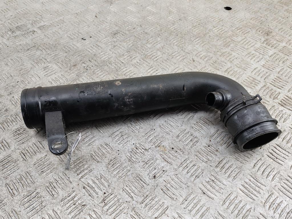 патрубок интеркулера Volkswagen Passat B6 2008, 1.8 л., бензин, МКПП, синий, универсал, 1K0129654AR