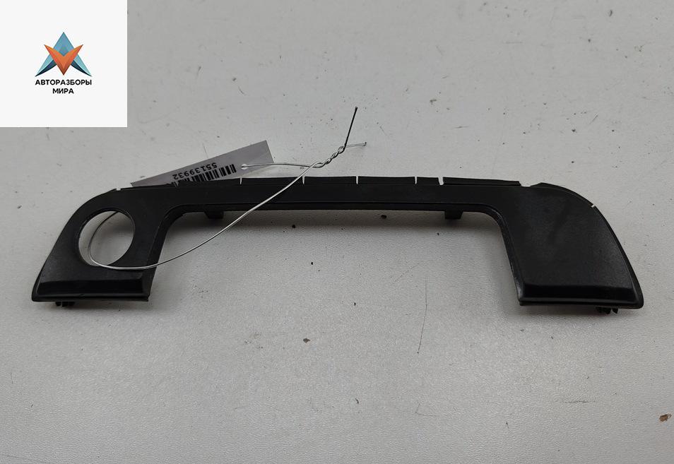 Накладка на ручку двери BMW 3 серия E36 1994, 1.6 л., бензин, МКПП, красный, хетчбэк 3 дв., 1960932 - фото №1