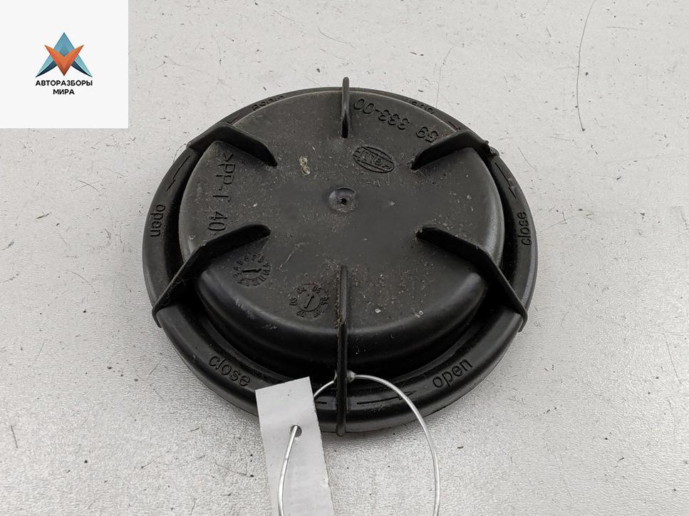 Крышка (заглушка) задняя фары BMW 5 серия E60/E61 2005, 2.5 л., дизель, МКПП, серый, универсал, 15933300 - фото №1