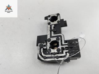 панель заднего левого фонаря Renault Laguna 2 поколение 2001, 1.6 л., бензин, МКПП, серый, хетчбэк 5 дв.