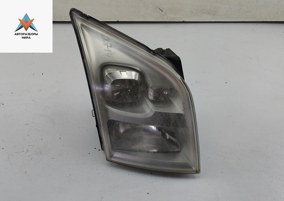 фара правая Ford Transit 7 поколение 2008, 2.2 л., дизель, МКПП, красный, микроавтобус, 6C1113W029 - фото №1