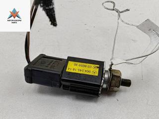 Датчик (включатель) стоп-сигнала Volkswagen LT 2 поколение 2002, 2.5 л., дизель, МКПП, красный, микроавтобус, 0045451814