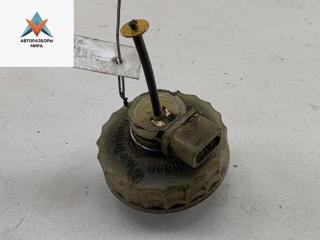 Крышка бачка тормозной жидкости Volkswagen Transporter T4 1992, 2.4 л., дизель, МКПП, красный, микроавтобус