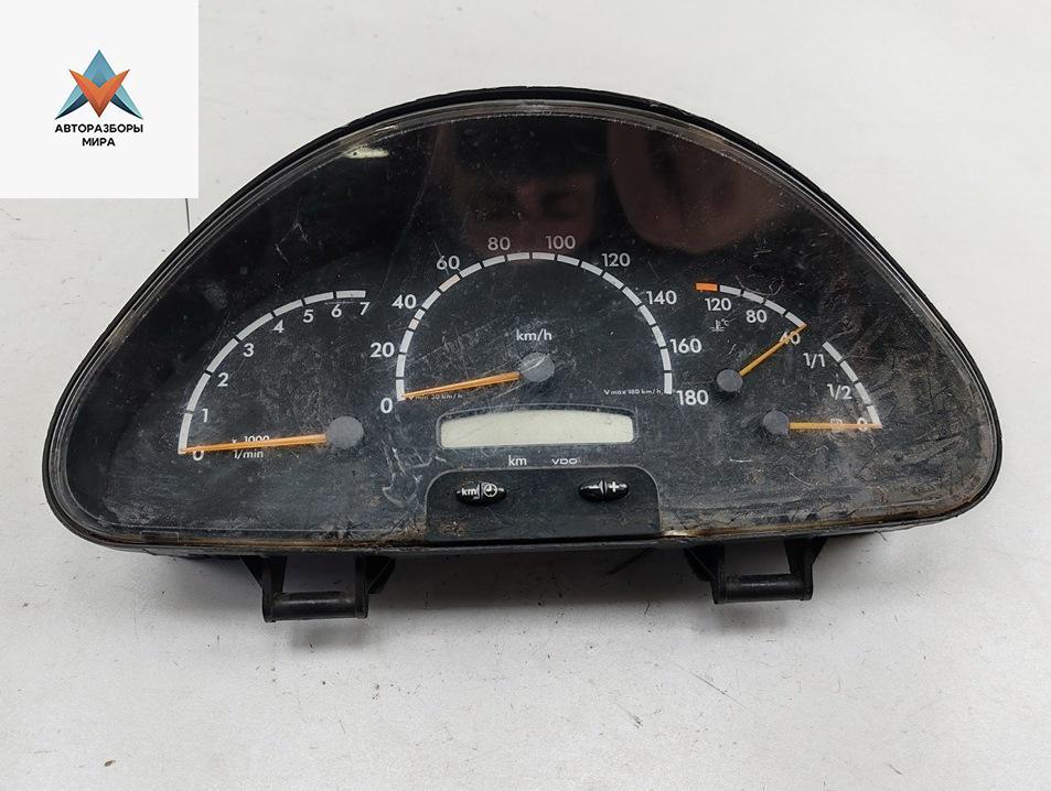 приборная панель Mercedes-Benz Sprinter W901-W905 2002, 2.2 л., дизель, робот, белый, микроавтобус, 0014464521 - фото №1