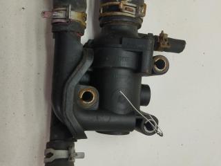 корпус термостата Ford Focus 1 поколение [рестайлинг] 2002, 1.8 л., бензин, МКПП, серый, универсал, XS4G9K478BC