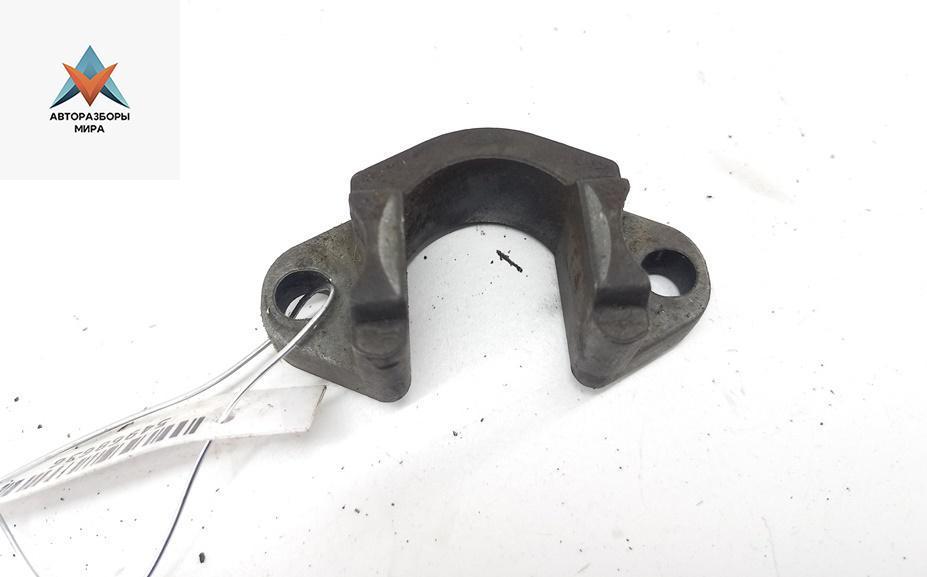 крепление форсунки BMW 5 серия E60/E61 2006, 2.5 л., дизель, АКПП, серый, универсал, 13537787215 - фото №1