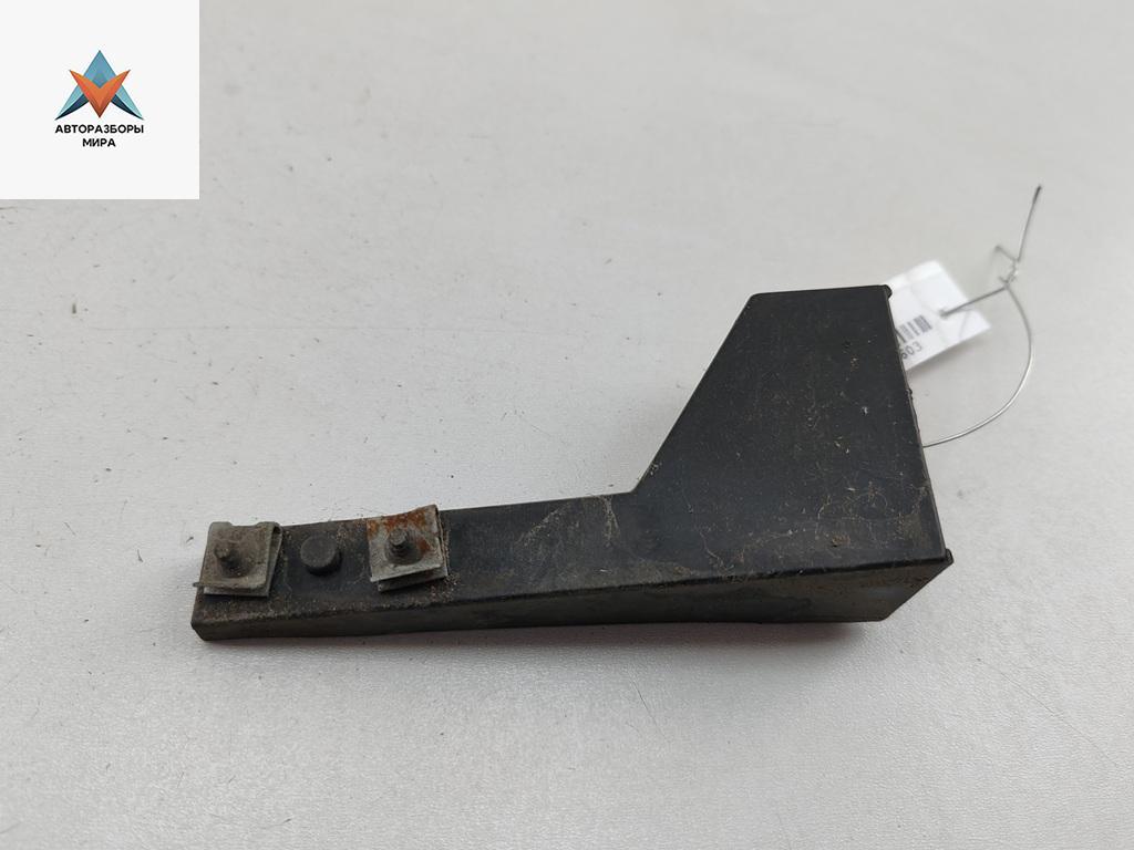 кронштейн (крепление) BMW 3 серия E36 1993, 2.0 л., бензин, АКПП, серый, седан, 1977107 - фото №1