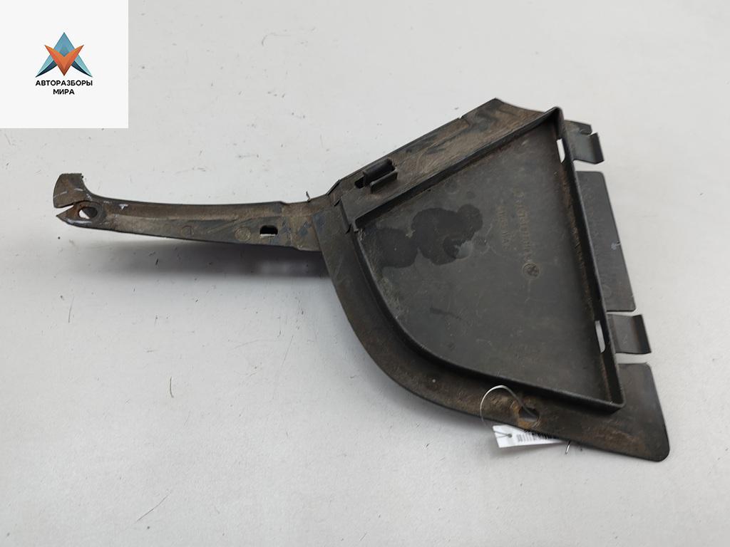 Подкрылок передний правый BMW 3 серия E36 1991, 1.8 л., бензин, седан, 1977118 - фото №1