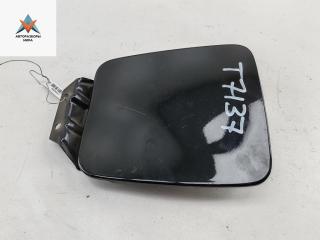 лючок топливного бака Mitsubishi Outlander 1 поколение 2006, 2.0 л., бензин, МКПП, чёрный, внедорожник 5 дв.