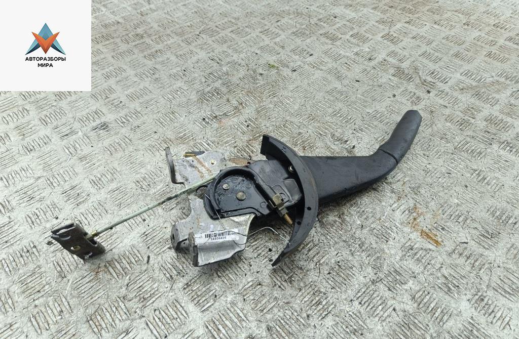 рычаг ручного тормоза (ручника) Mitsubishi Outlander 1 поколение 2006, 2.0 л., бензин, МКПП, чёрный, внедорожник 5 дв. - фото №1