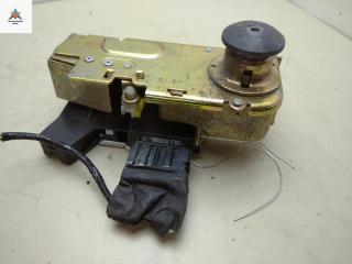 замок двери передней левой Ford Transit 6 поколение 2005, 2.0 л., дизель, МКПП, белый, микроавтобус, YC1A-V21813-BL